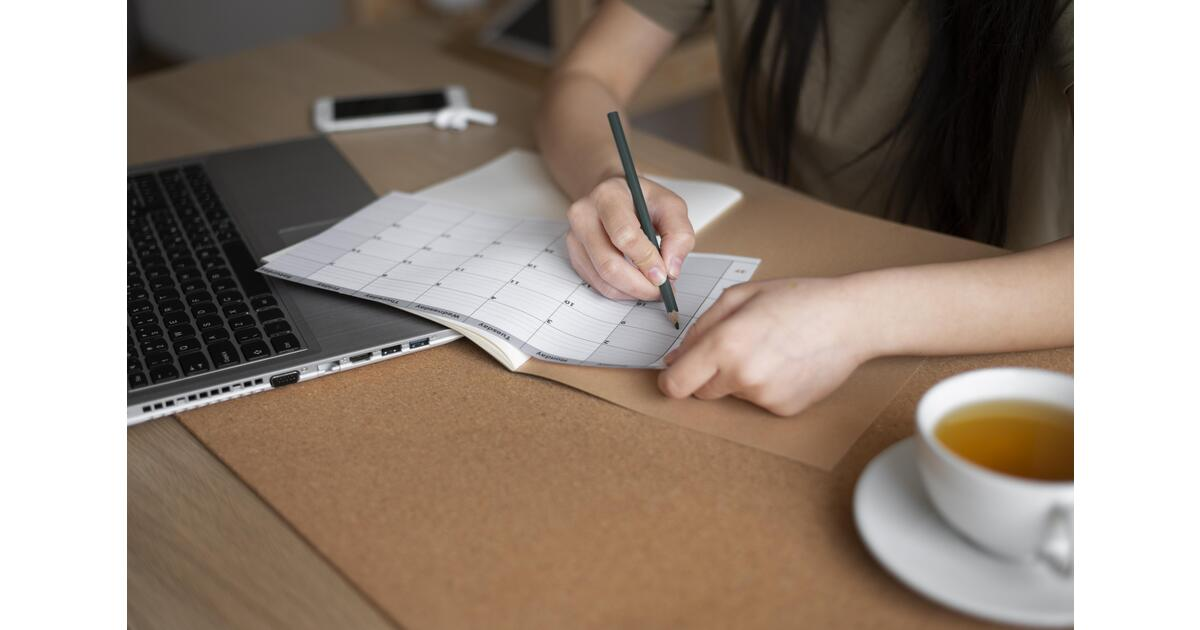 Srovnání metod plánování od papíru k online systému